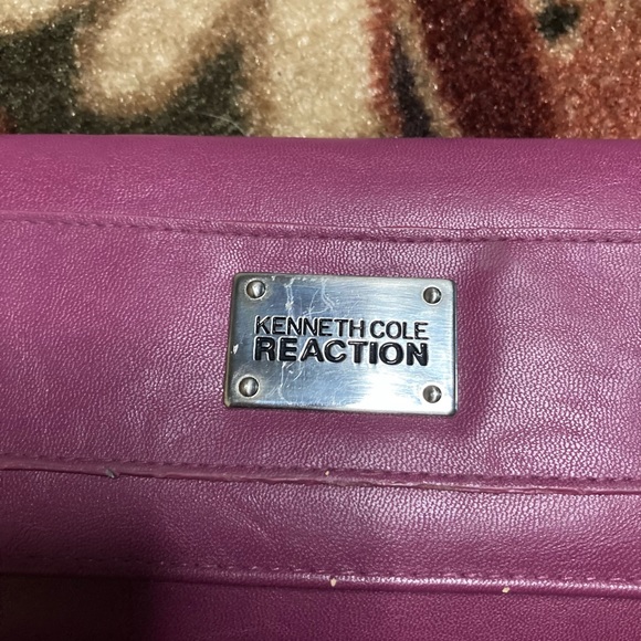 Kenneth Cole reaction purple leather wristlet clutch wallet matching coin purse - Picture 2 of 12